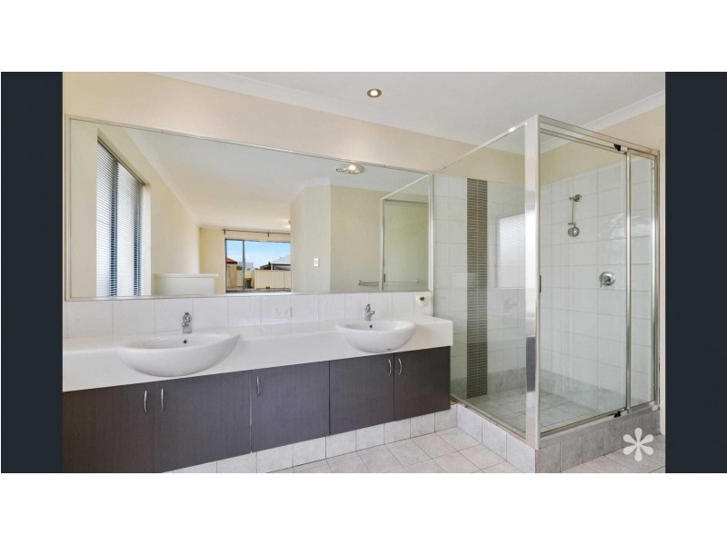 13 Ernest Drive, Success WA 6164