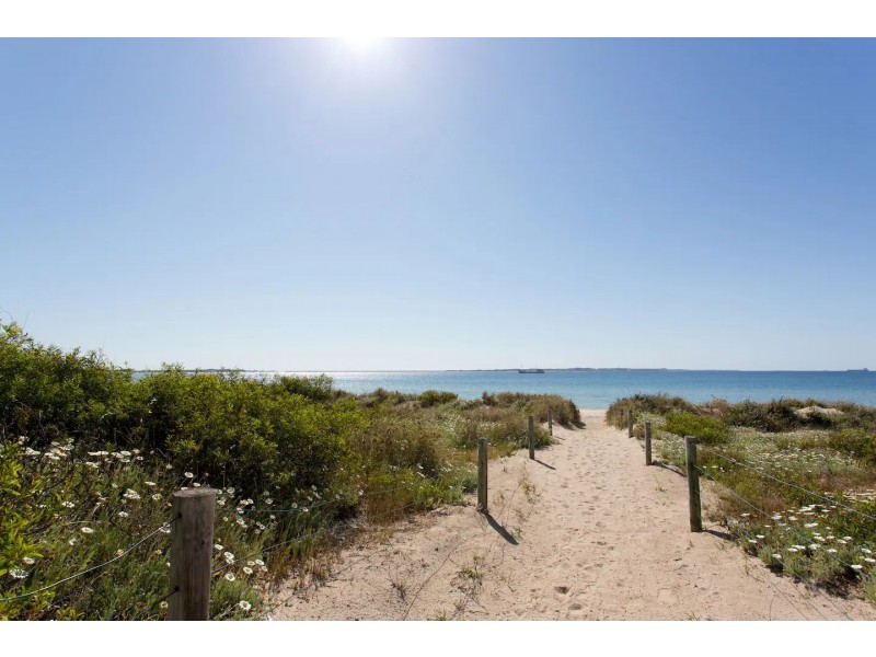 14/76 Kent Street, Rockingham WA 6168