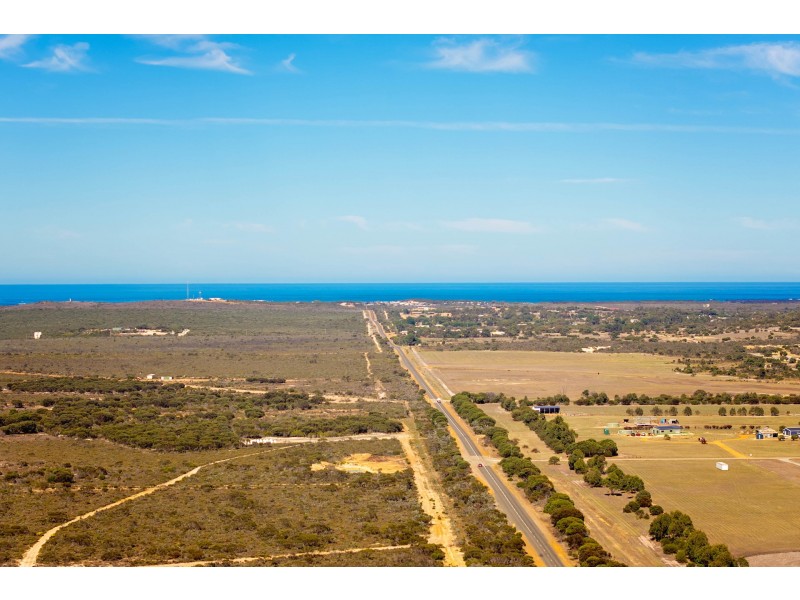 110 Acacia Drive, Hopetoun WA 6348