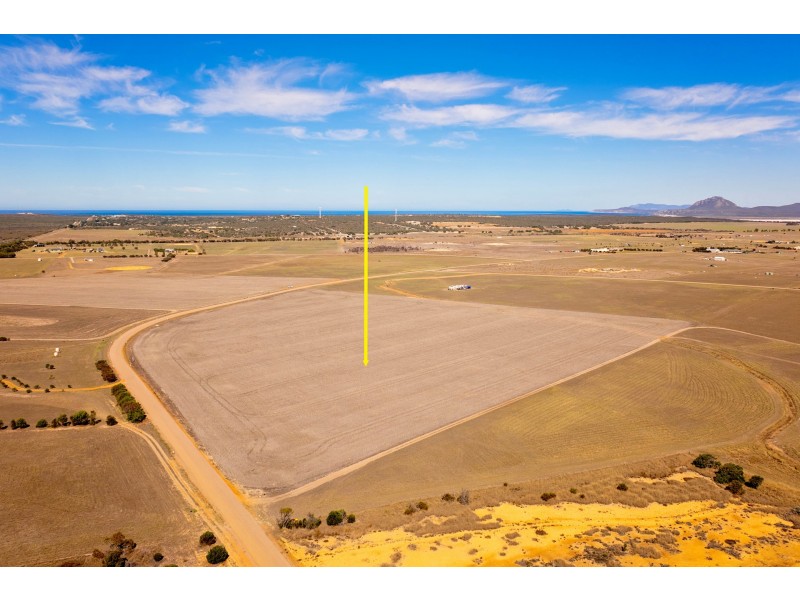 110 Acacia Drive, Hopetoun WA 6348