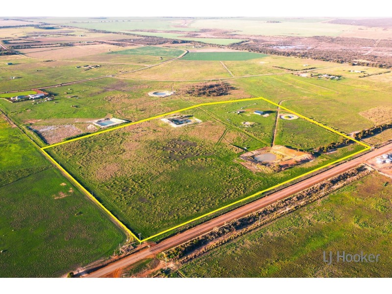 98 Steeredale Road, Hopetoun WA 6348