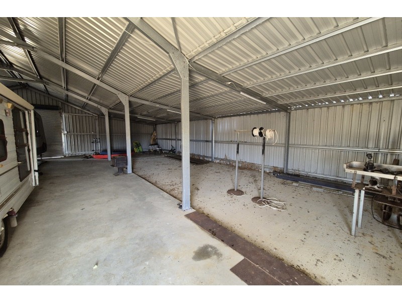 98 Steeredale Road, Hopetoun WA 6348