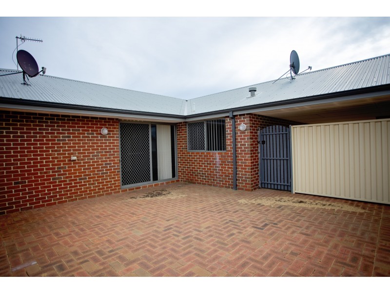 13 Gibson Way, Hopetoun WA 6348
