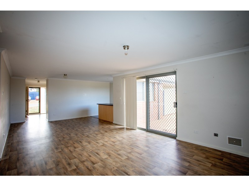 13 Gibson Way, Hopetoun WA 6348