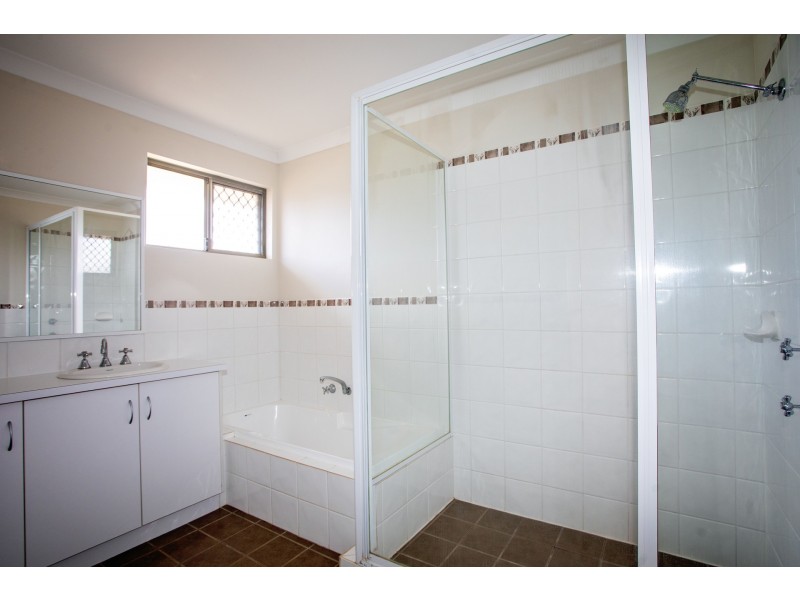 13 Gibson Way, Hopetoun WA 6348