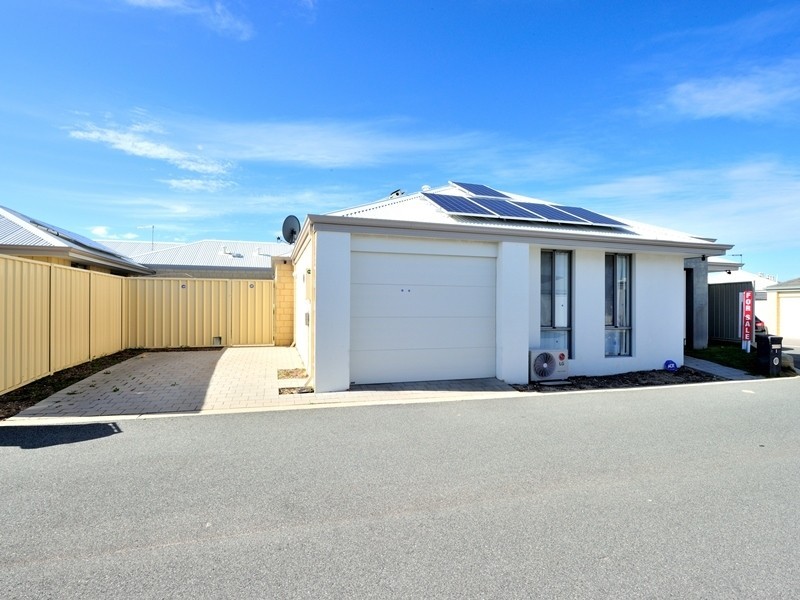 1 Lamboo Lane, Golden Bay WA 6174