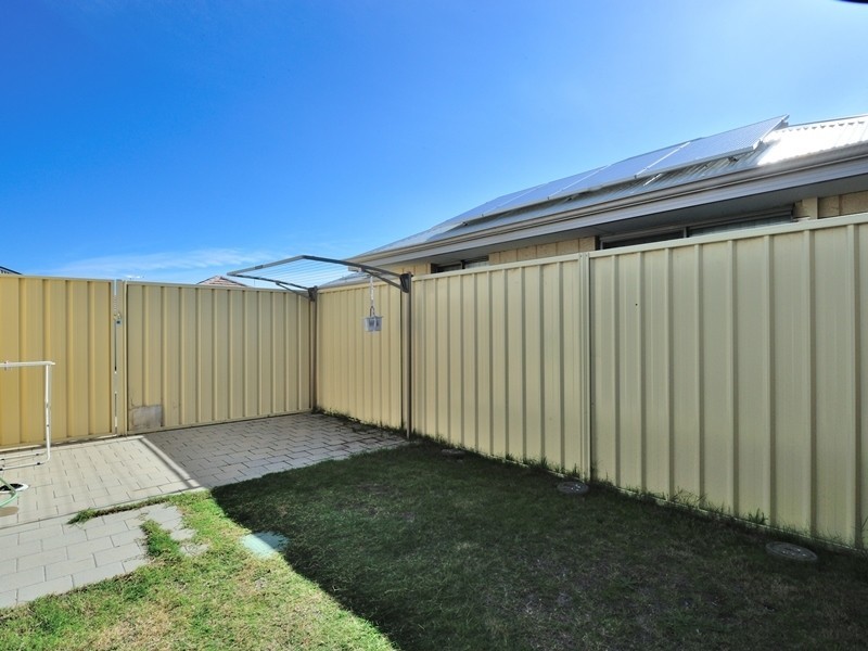 1 Lamboo Lane, Golden Bay WA 6174
