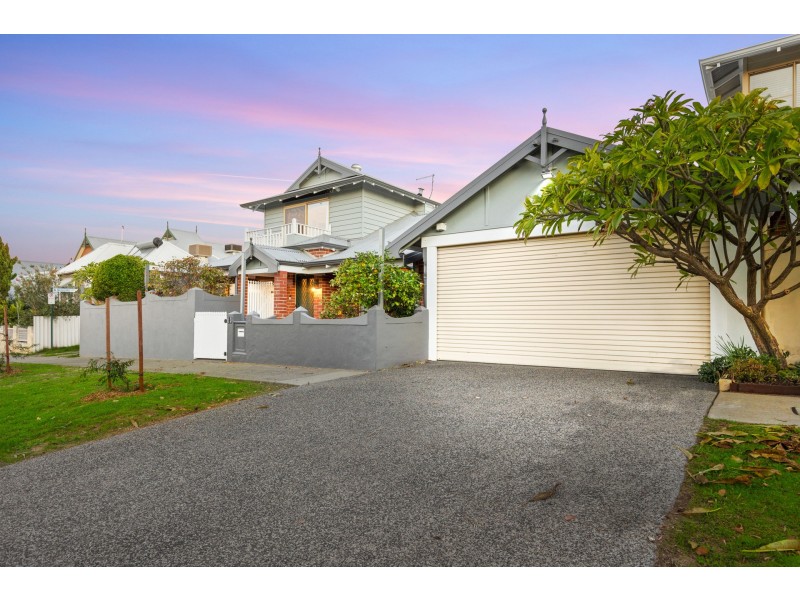 13 Newnham Street, West Leederville WA 6007