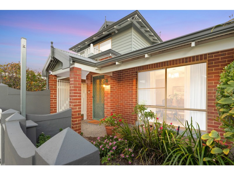 13 Newnham Street, West Leederville WA 6007