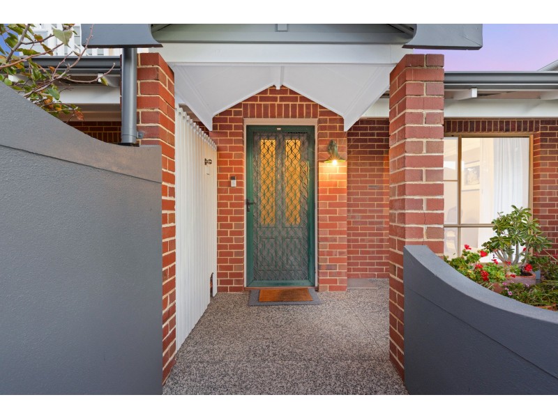 13 Newnham Street, West Leederville WA 6007