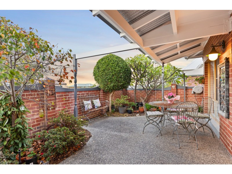 13 Newnham Street, West Leederville WA 6007