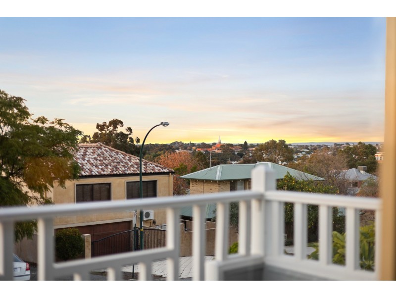 13 Newnham Street, West Leederville WA 6007