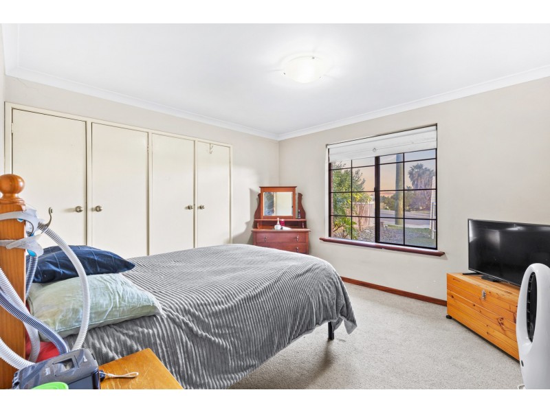 22 Challenger Avenue, Parmelia WA 6167