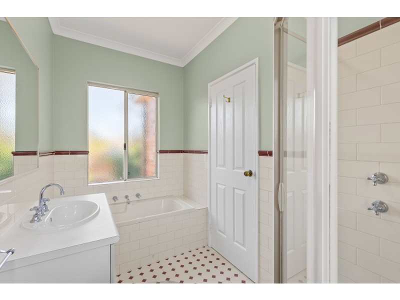 173a Eighth Avenue, Inglewood WA 6052