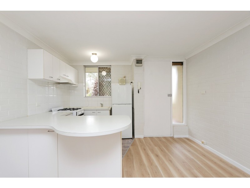 25T/24 Pearson Street, Churchlands WA 6018