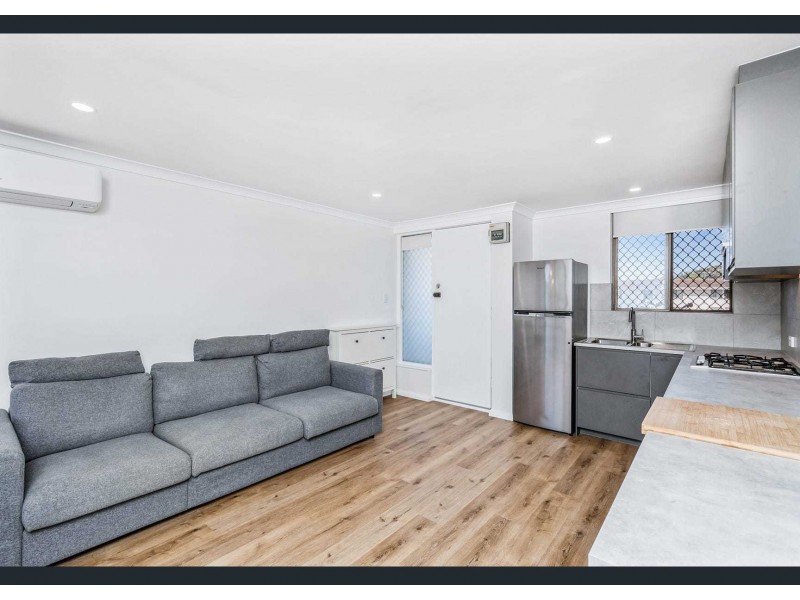 202E/25 Herdsman Parade, Wembley WA 6014