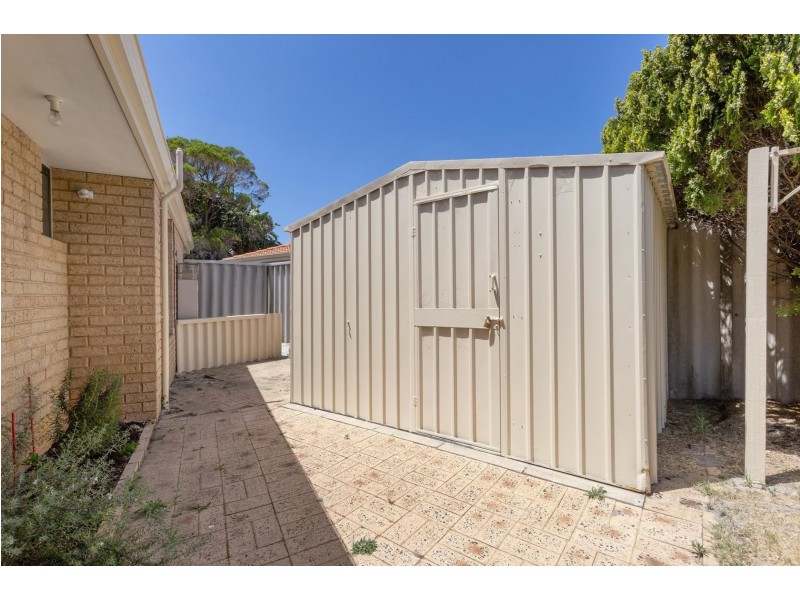 2/8 Phillips Court, Kiara WA 6054