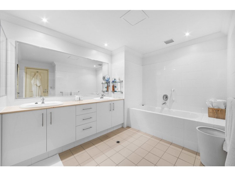 1/18 Brigid Road, Subiaco WA 6008