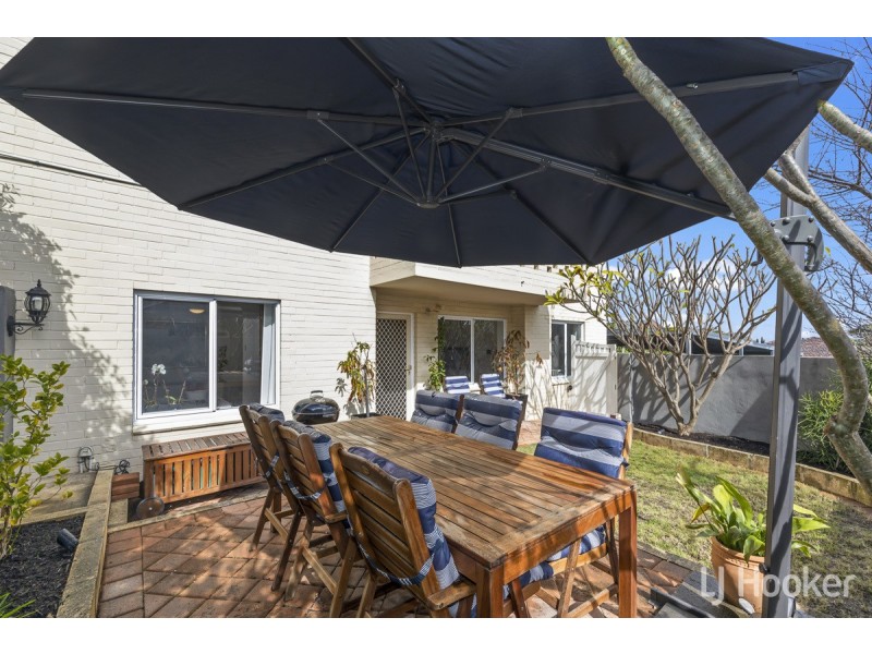 1/35 Robert Street, Como WA 6152