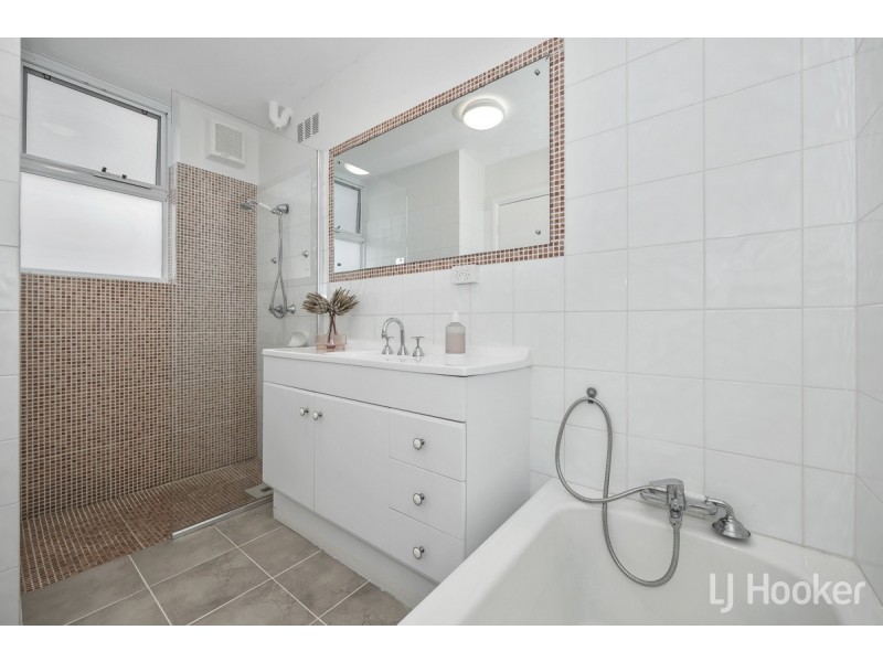 1/35 Robert Street, Como WA 6152