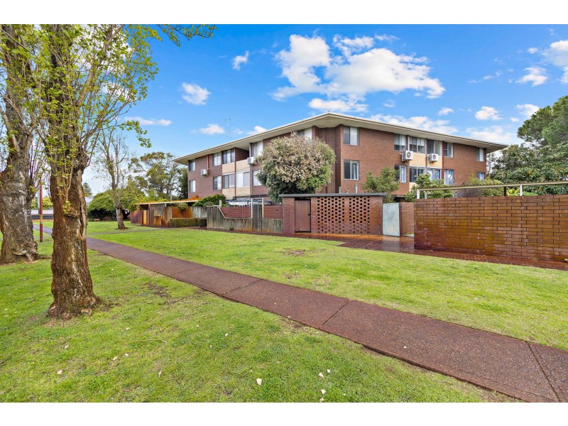 18E/47 Herdsman Parade, Wembley WA 6014