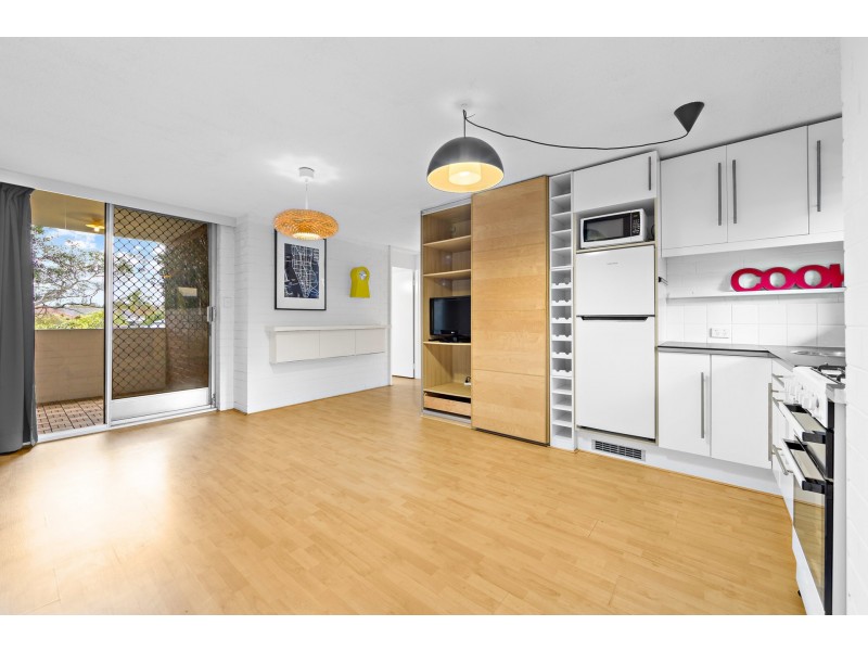 18E/47 Herdsman Parade, Wembley WA 6014