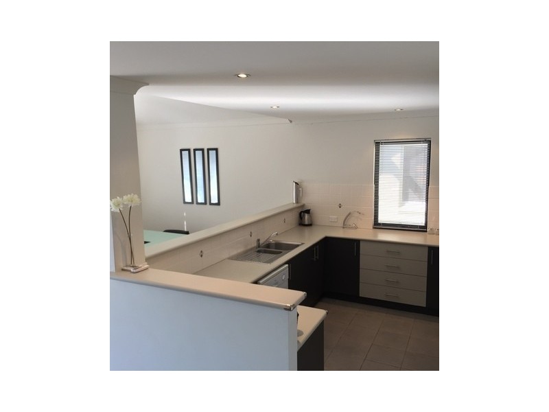 23/2 Robertson Road, Ledge Point WA 6043