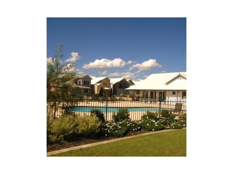 23/2 Robertson Road, Ledge Point WA 6043