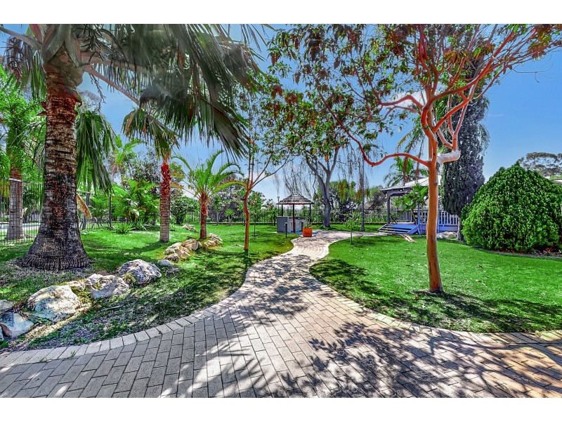 9s/125 Herdsman Parade, Wembley WA 6014