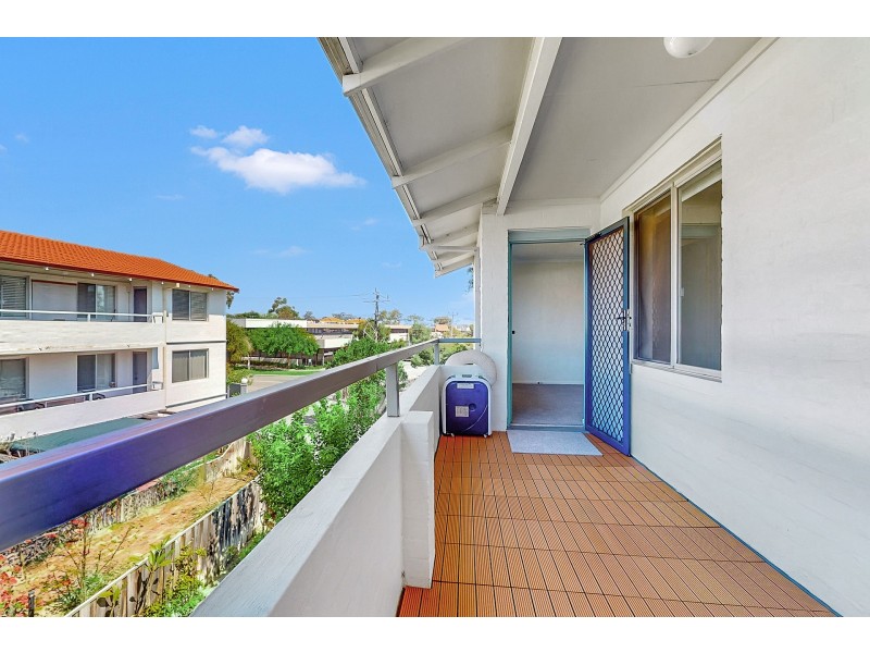 9s/125 Herdsman Parade, Wembley WA 6014
