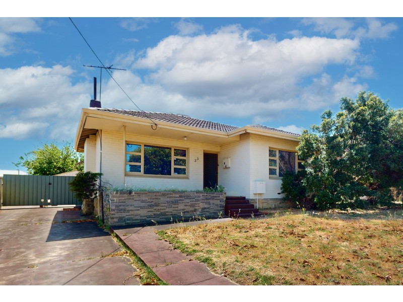 23 Canara Road, Westminster WA 6061