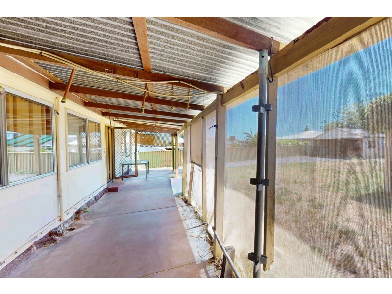 23 Canara Road, Westminster WA 6061