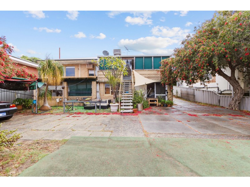 98 Hastings Street, Scarborough WA 6019