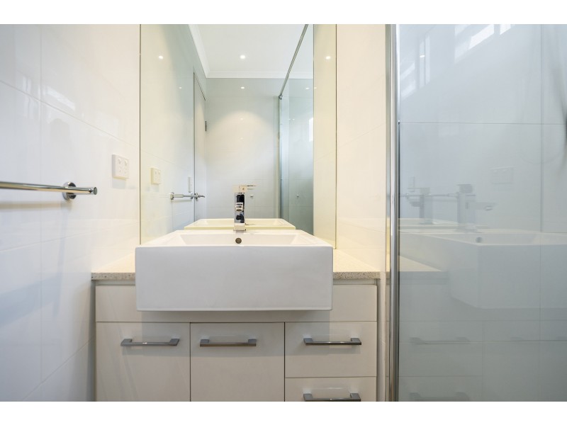 2/21 Altona Street, West Perth WA 6005