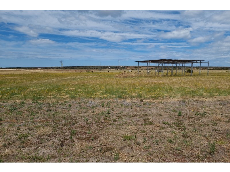 227 Acacia Drive, Hopetoun WA 6348