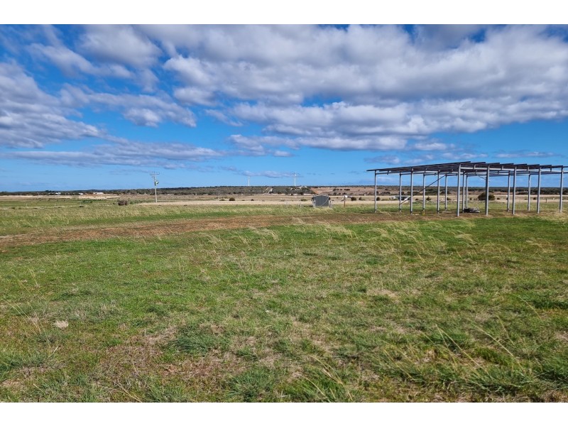 227 Acacia Drive, Hopetoun WA 6348