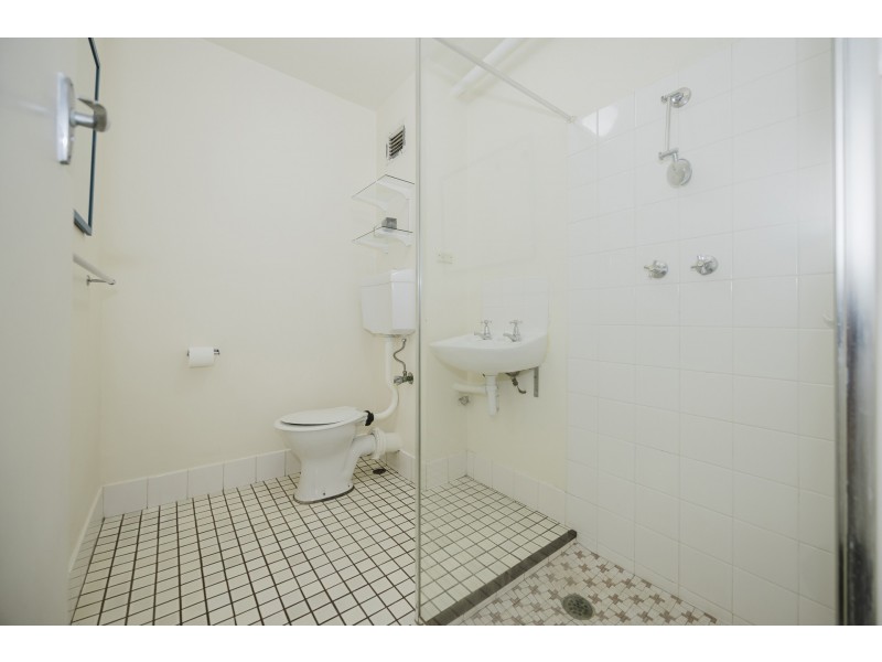 50/99 Herdsman Parade, Wembley WA 6014