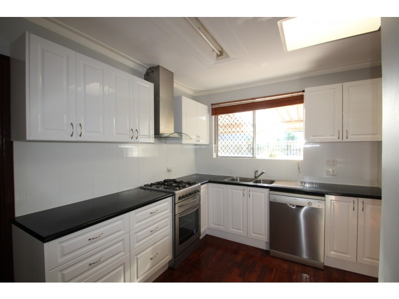 23 Burroughs Road, Karrinyup WA 6018