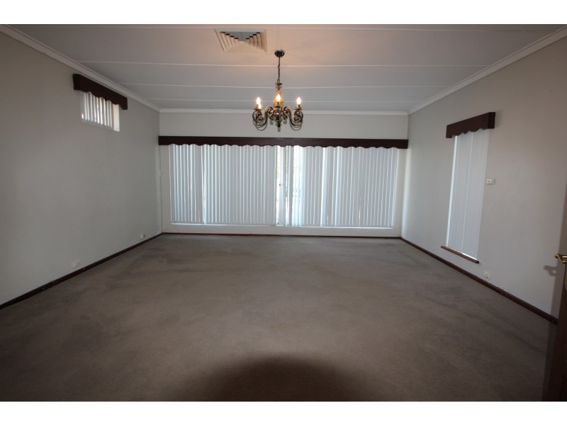 23 Burroughs Road, Karrinyup WA 6018