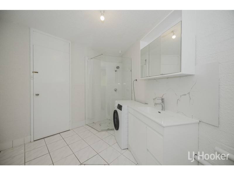 24D/49 Herdsman Parade, Wembley WA 6014