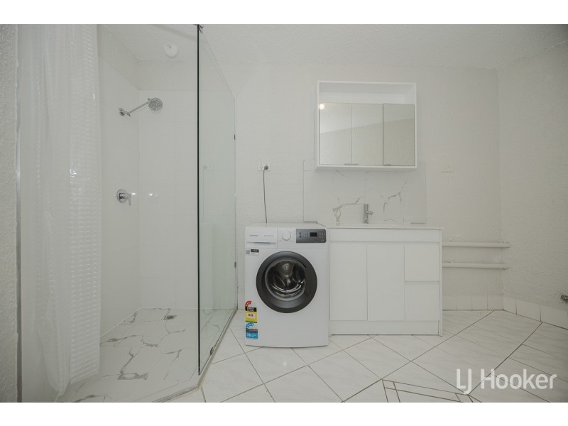 24D/49 Herdsman Parade, Wembley WA 6014