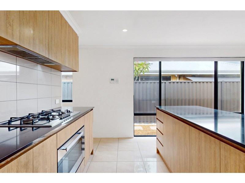 16 Korrinup Street, Armadale WA 6112