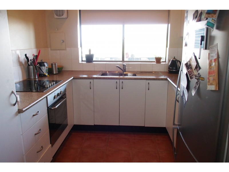 4/12 Ozone Parade, Trigg WA 6029