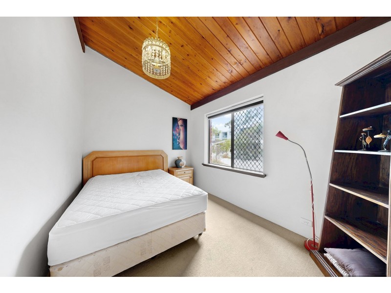 4/12 Ozone Parade, Trigg WA 6029