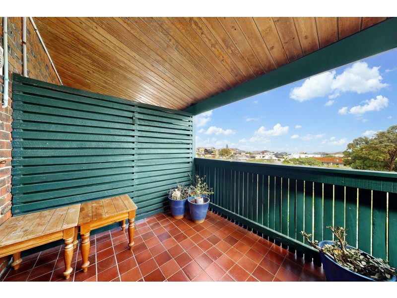 4/12 Ozone Parade, Trigg WA 6029