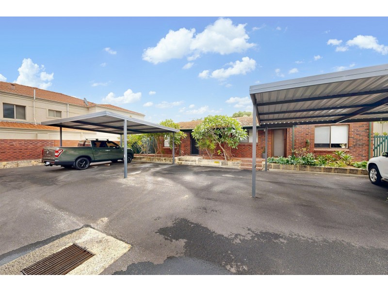 4/12 Ozone Parade, Trigg WA 6029