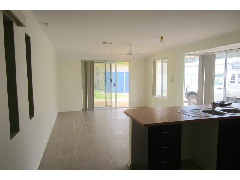 9 Dirphia Place, High Wycombe WA 6057