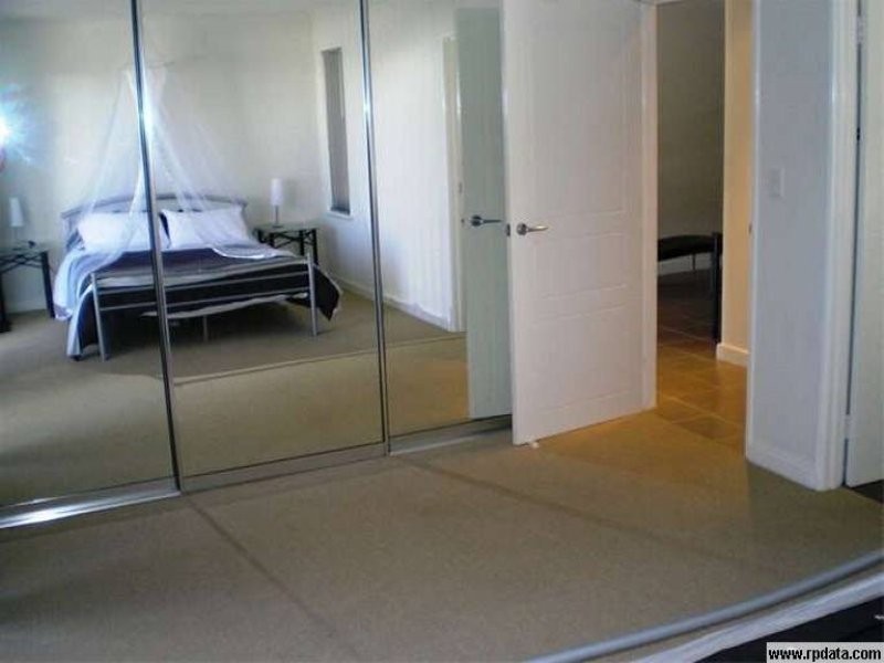 23/2 Roberston Road, Ledge Point WA 6043