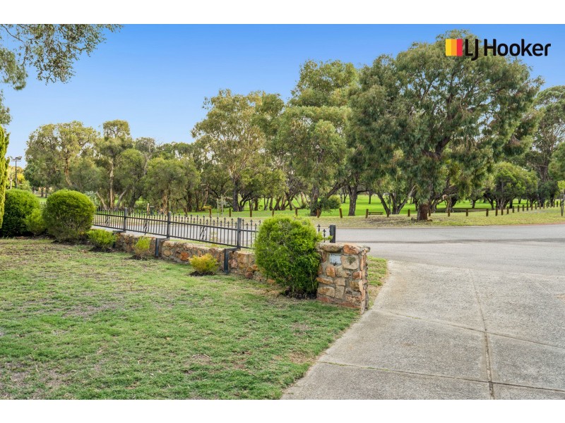 14 Gibson Way, Beechboro WA 6063