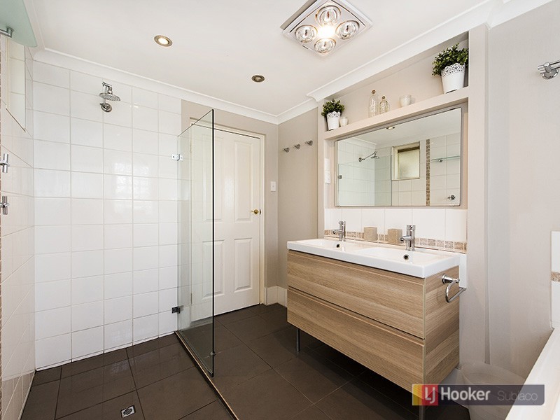 48 Calista Avenue, Calista WA 6167